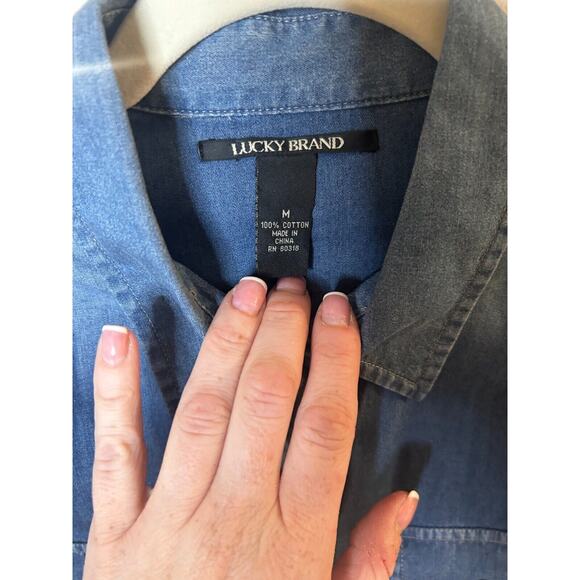 Lucky Brand Women's Pearl Snap Button Denim Long Sleeve Blouse Small - Picture 4 of 5